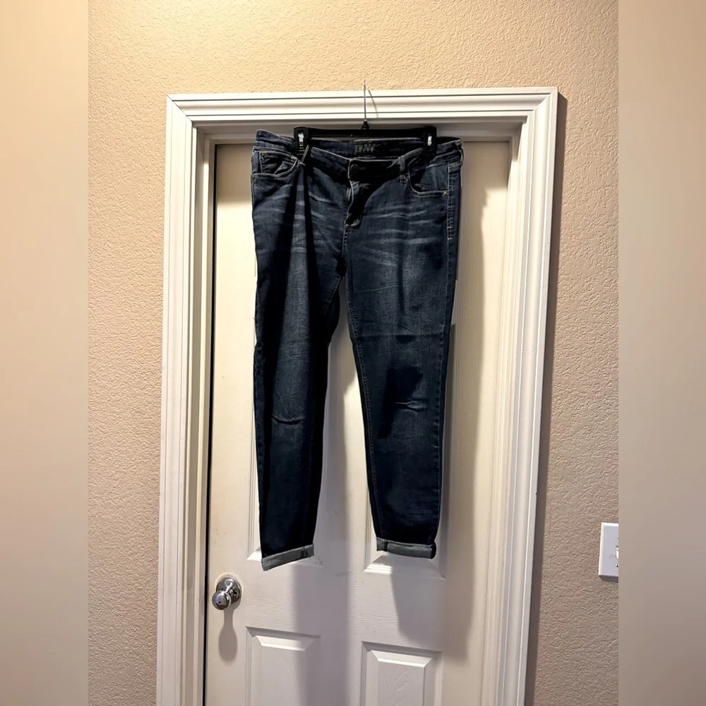 CP jeans - Picture 1 of 7
